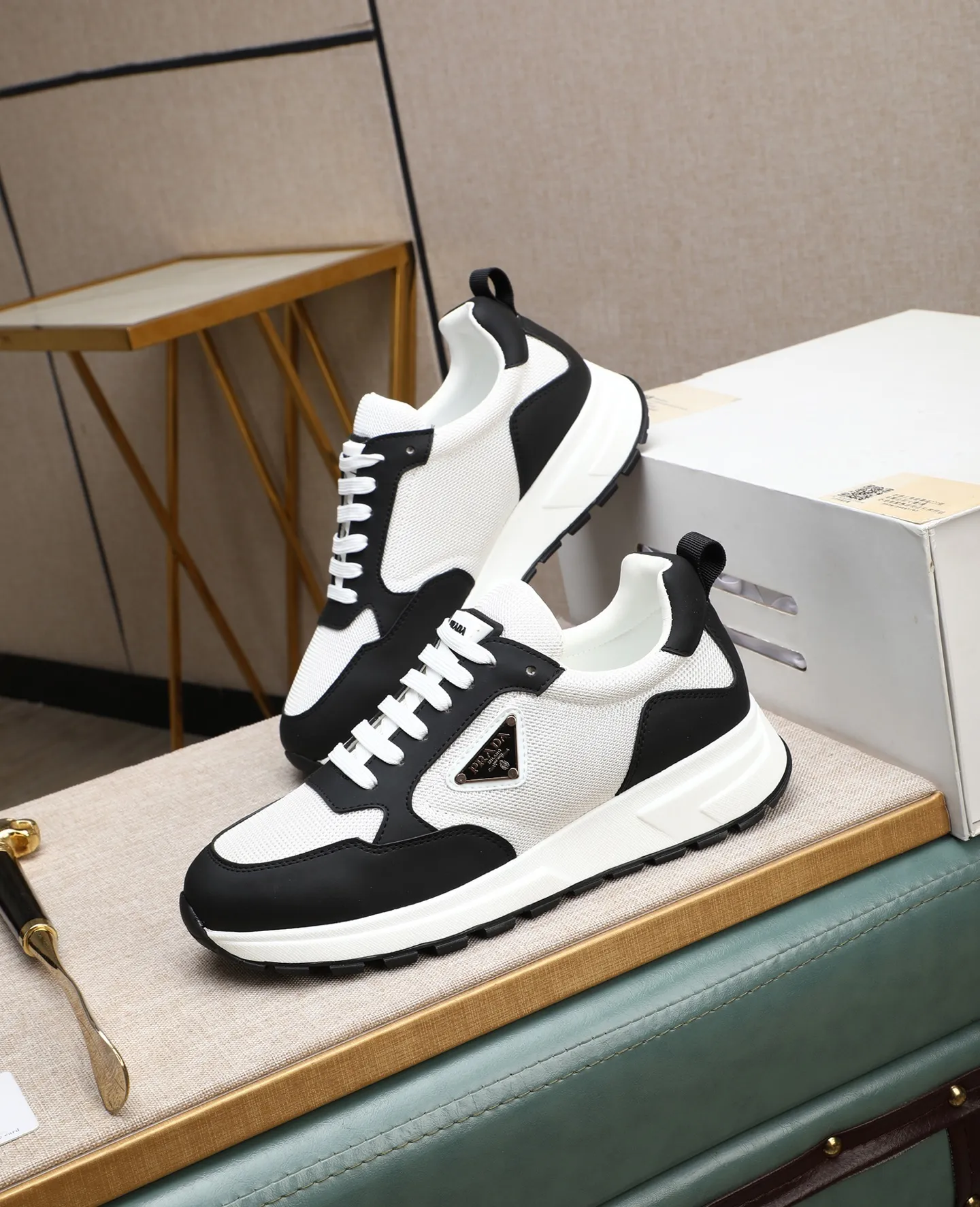 Men's shoes 💰540 🌹🌹[PRADA—Prada] latest model 🙈original replica! 👟👟👟Available here. The workmanship is top-notch. The upper is made from Italy. 🇮🇹Imported first-layer cowhide. ❗️Breathable cowhide lining@Suitable for travel. The original version has an enlarged engraved sole, making it suitable for all kinds of travels, showing low-key luxury. Let quality speak for itself. Color: Size: 38-44